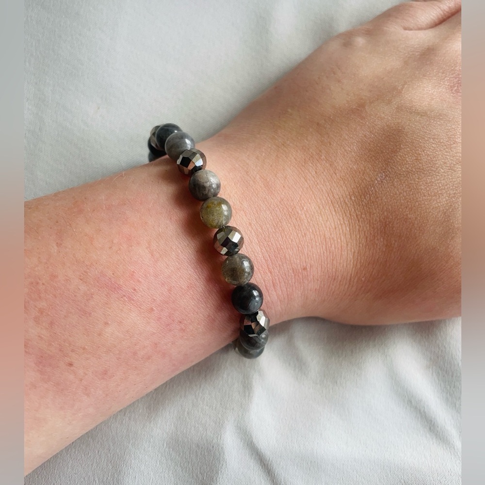 Handmade Labradorite & Mirror Ball Bead Bracelet